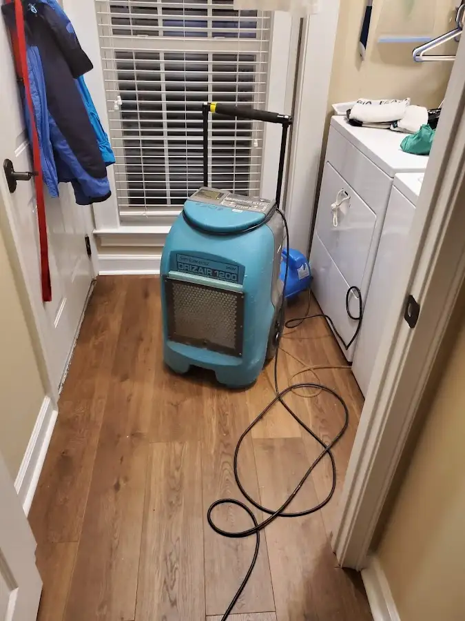 Commercial dehumidifier deployed for Flood Damage Cleanup in Maltby